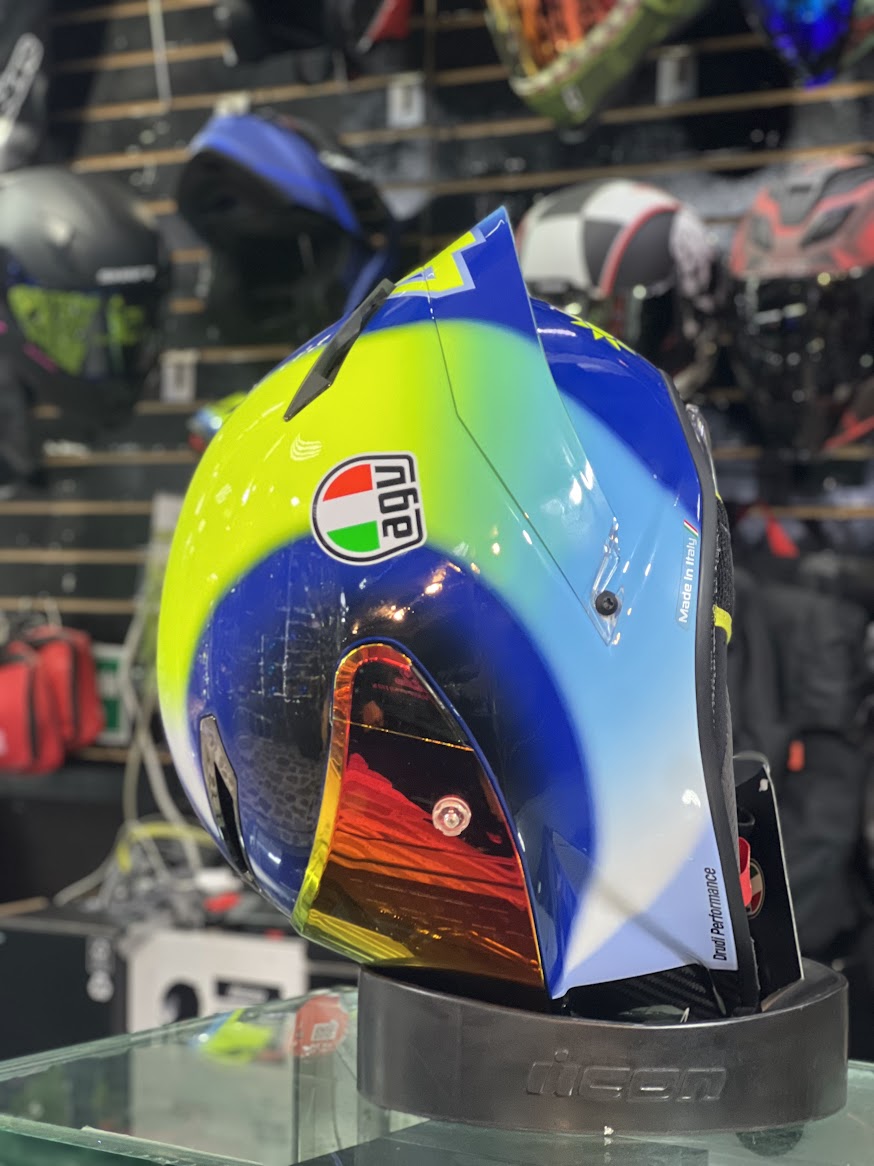 AGV PISTA GP RR SOL Y LUNA 2021