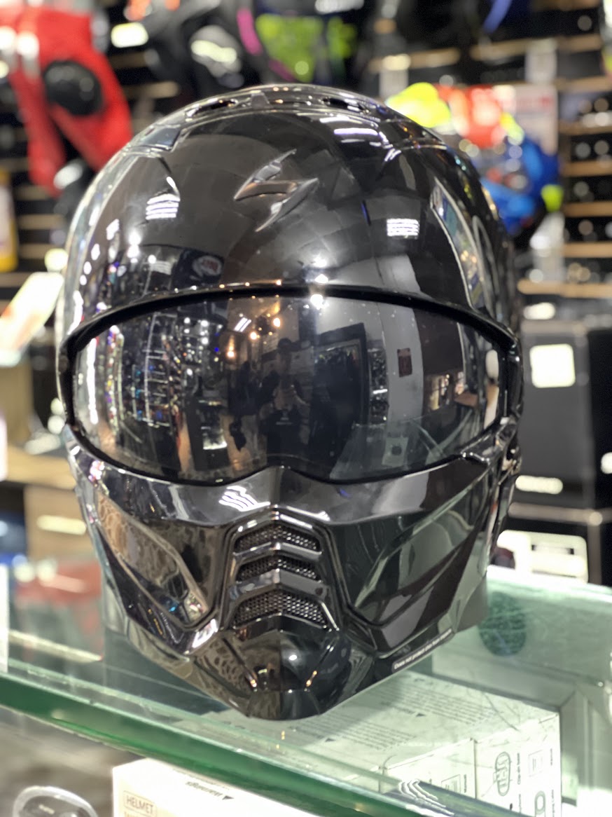 SCORPION COVER 2 NEGRO BRILLO
