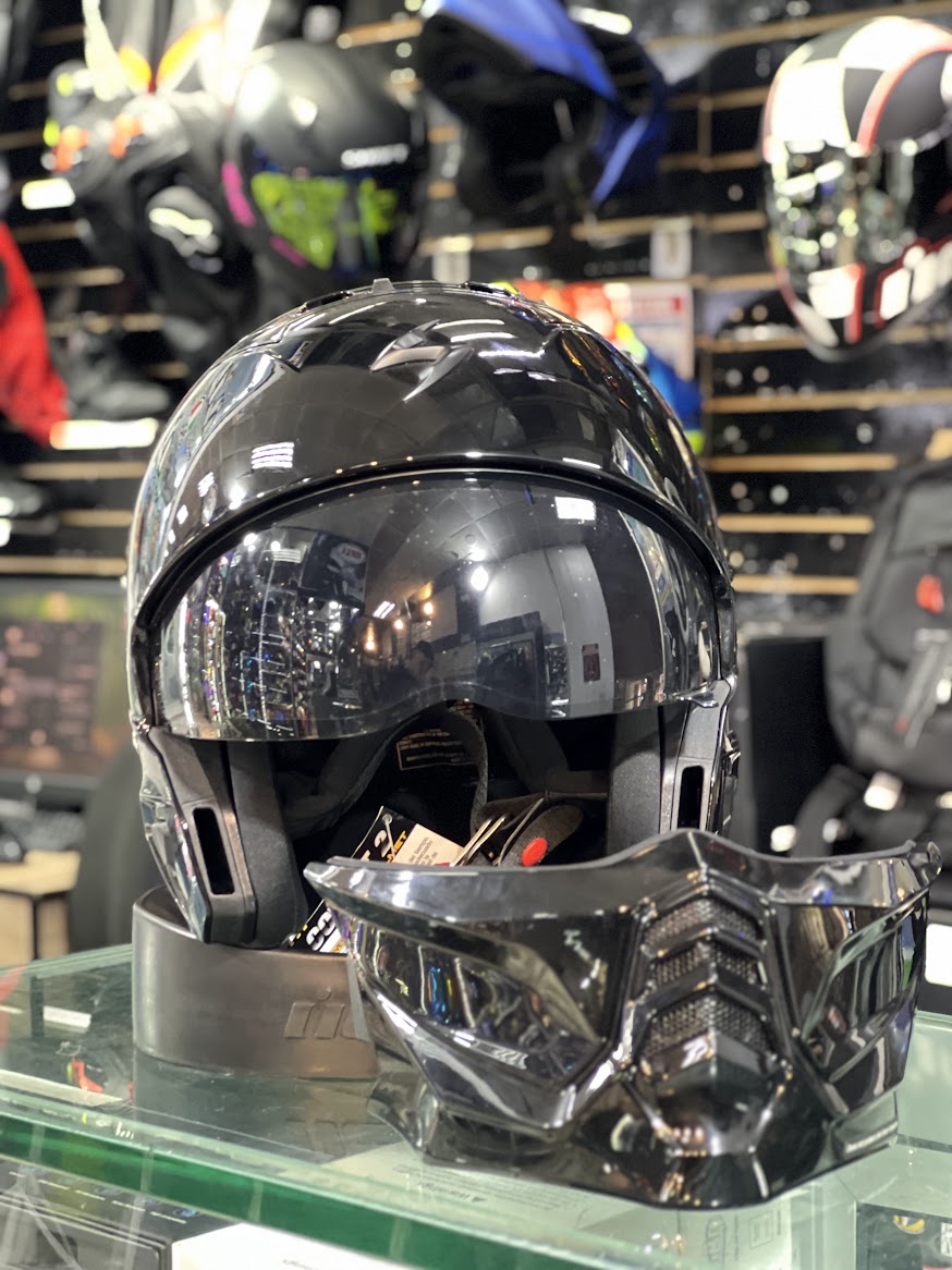 SCORPION COVER 2 NEGRO BRILLO